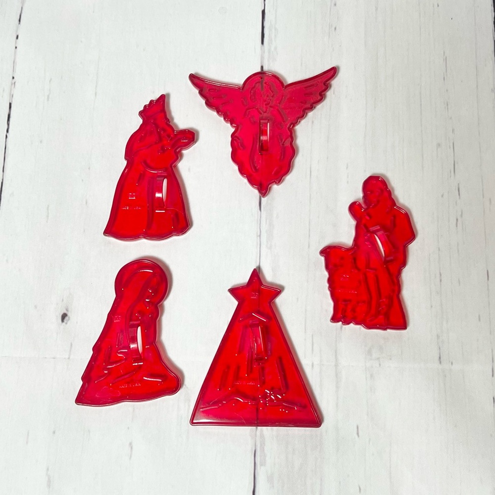 Vintage HRM Red Plastic Nativity Cookie Cutter Set MCM Christmas 5 pc set USA